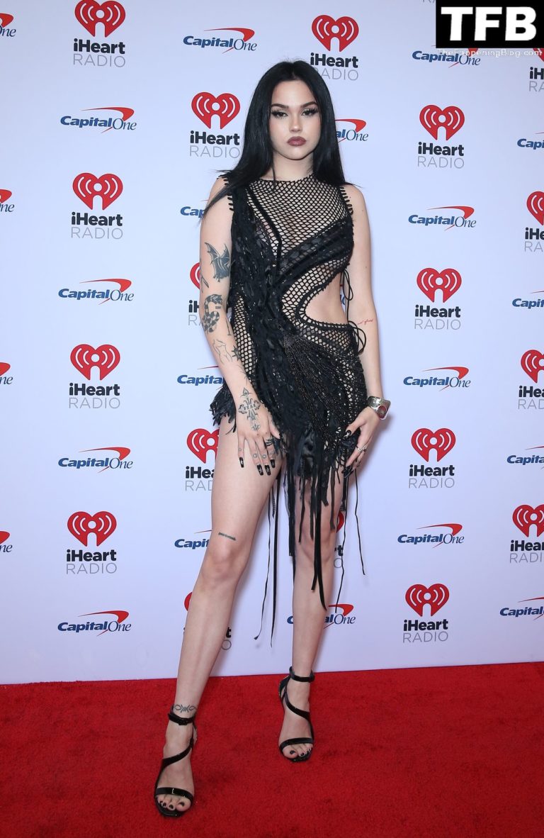 Maggie Lindemann Flaunts Her Sexy Legs And Tits At The Iheartradio Music Festival 23 Photos 