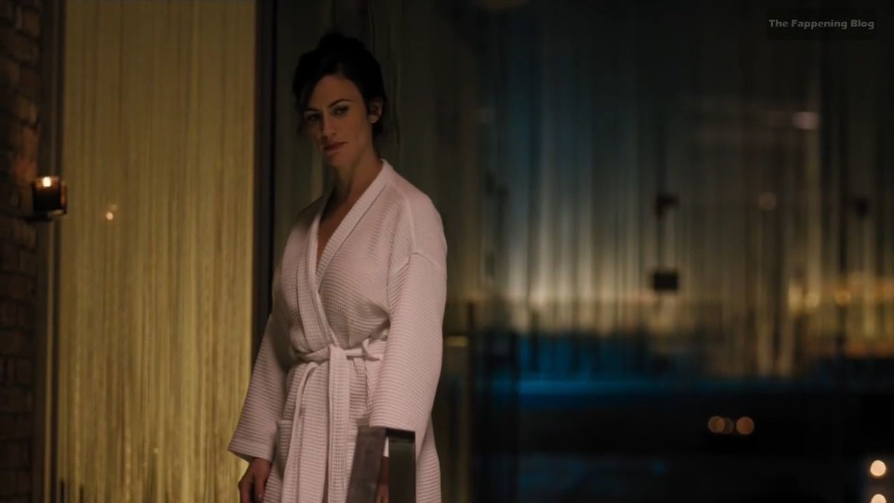 Maggie Siff - Billions s01e06 (2016)