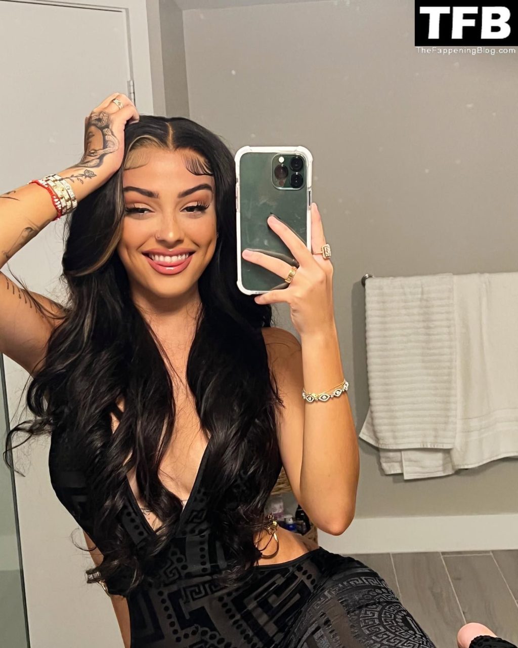 malu-trevejo-sexy-7-photos-thefappening