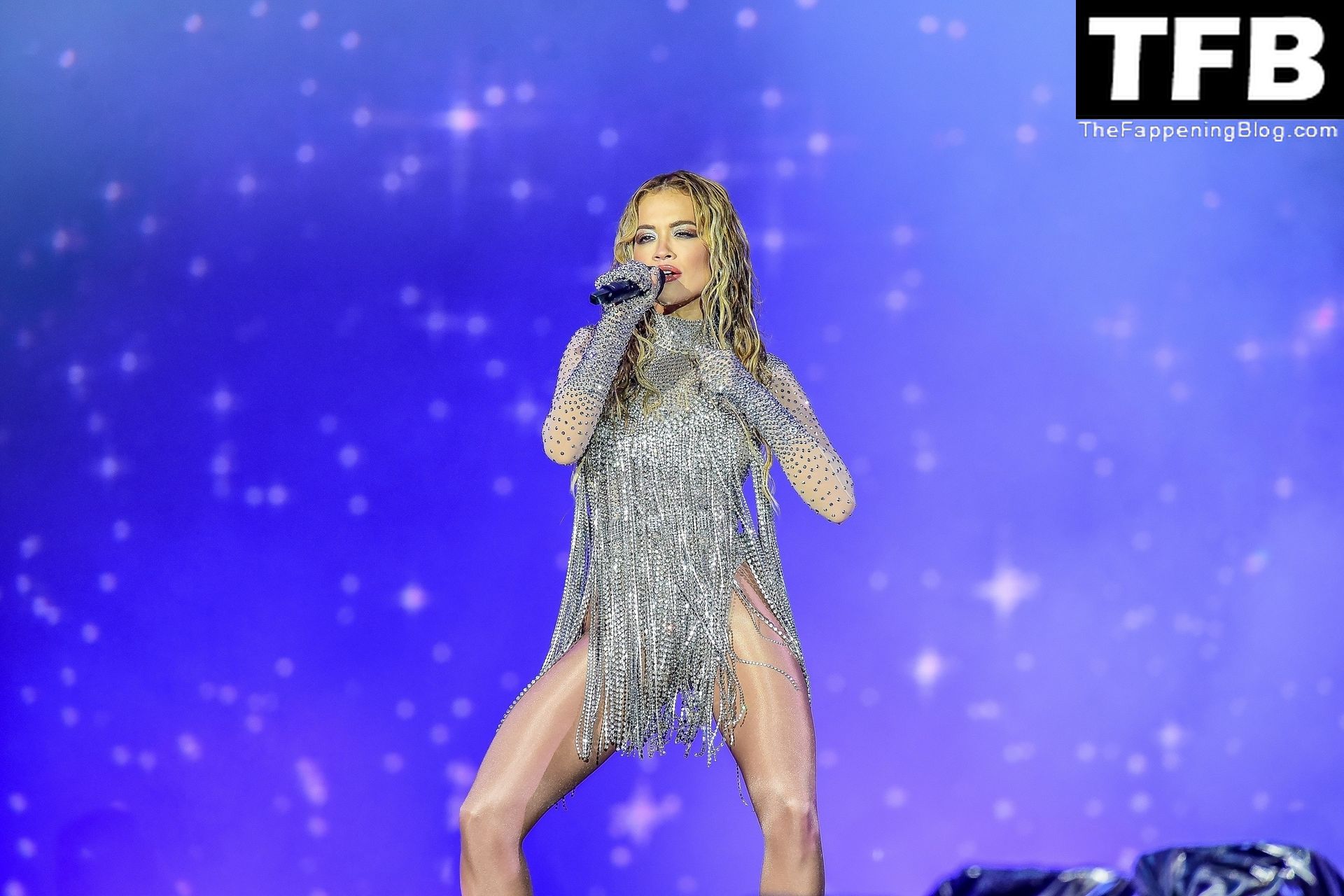 Rita Ora Flaunts Her Sexy Body During a Show at “Rock in Rio” (104 Photos)