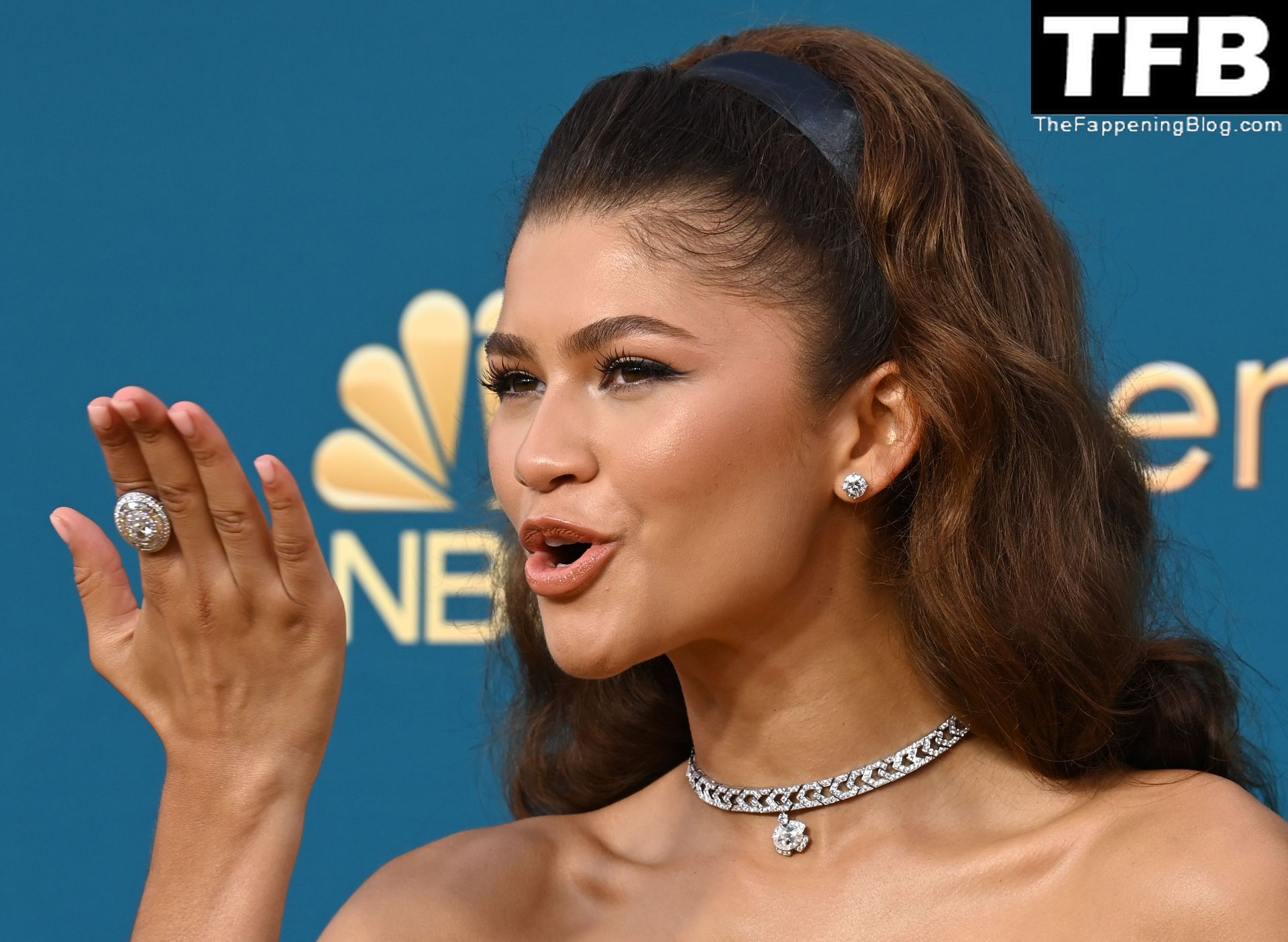 Zendaya Looks Hot in Black at the 74th Primetime Emmys (72 Photos)