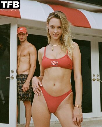 Chloe Margaux / chloeavenaim Nude Leaks Photo 14