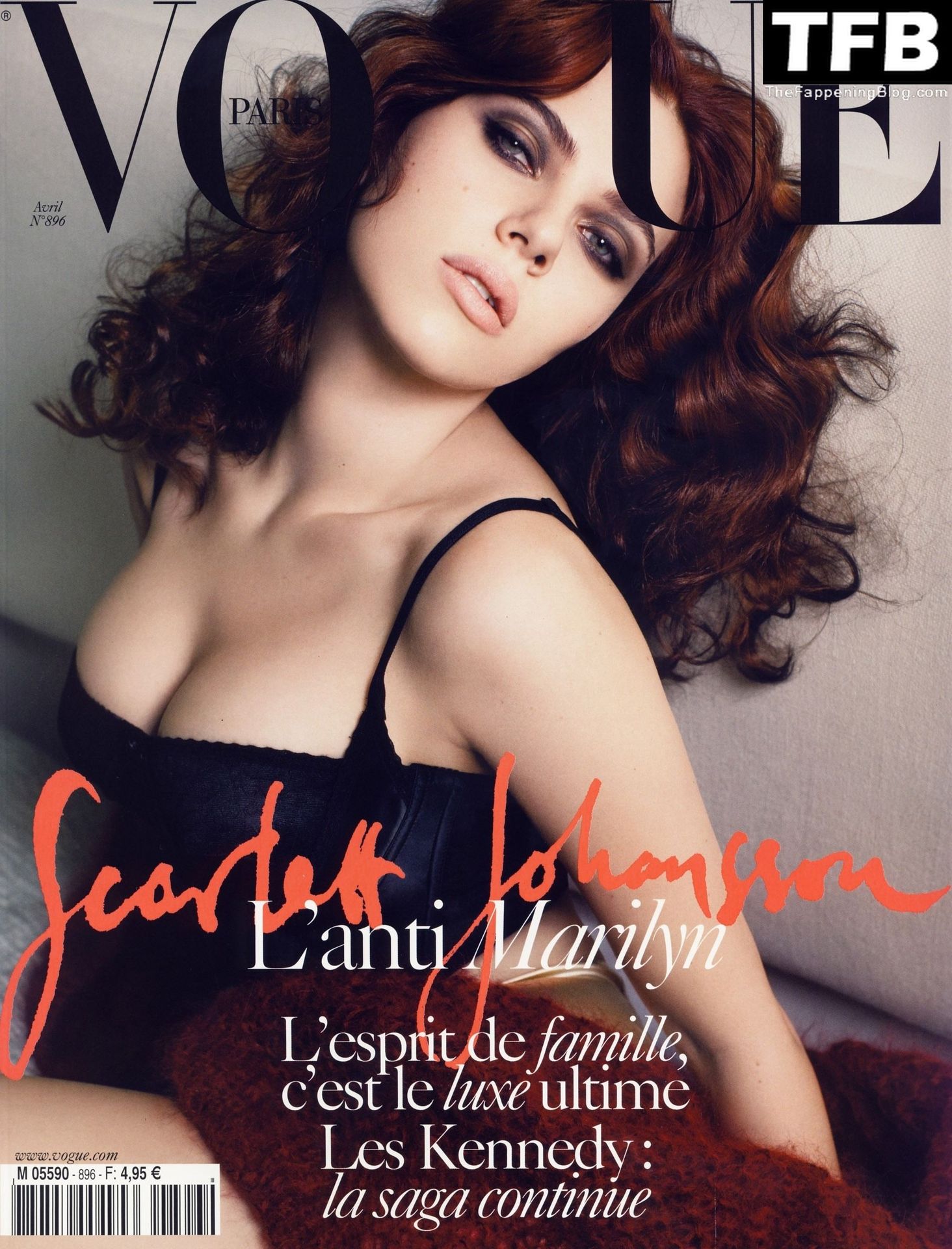 Scarlett Johansson Nude &amp; Sexy Collection – Part 2 (150 Photos)