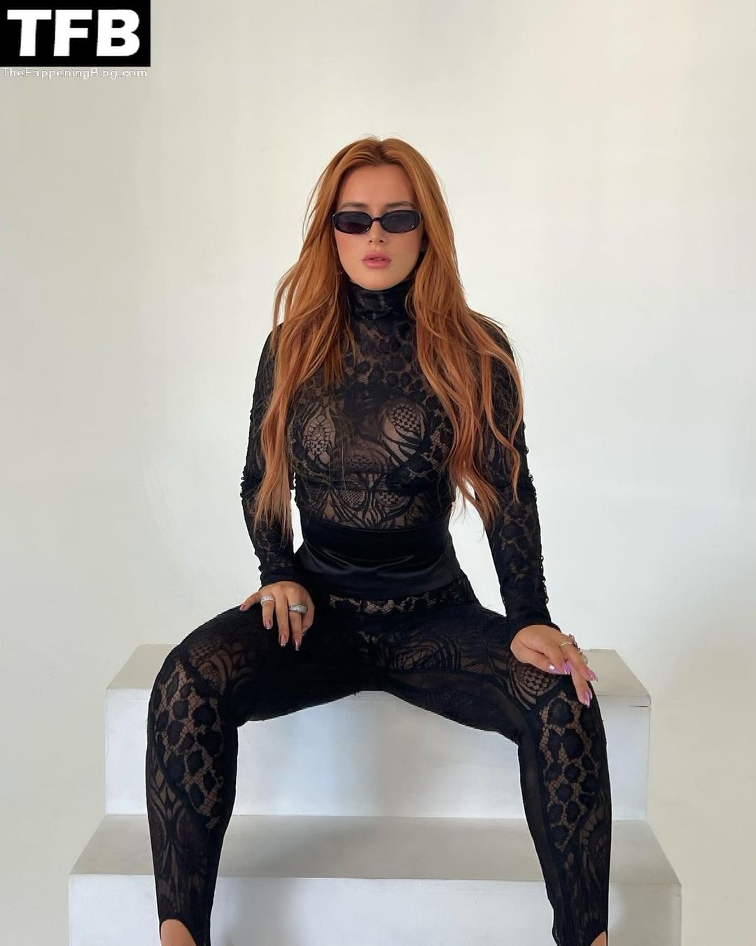 Bella Thorne Sexy – Untitled Magazine October 2022 Issue (11 Photos)