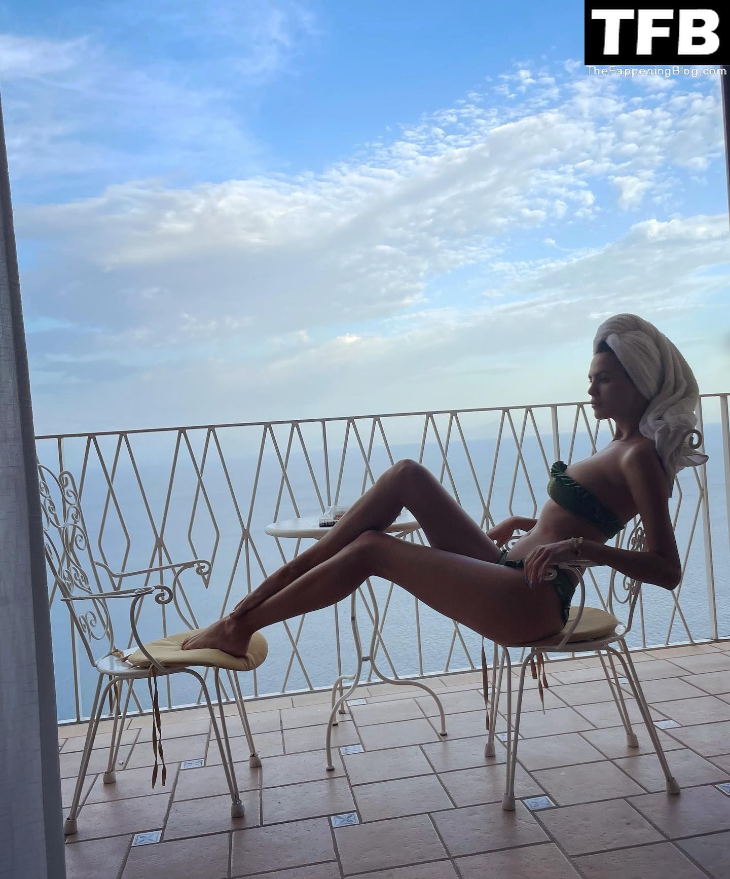 Bojana Krsmanovic Topless &amp; Sexy (10 Photos)