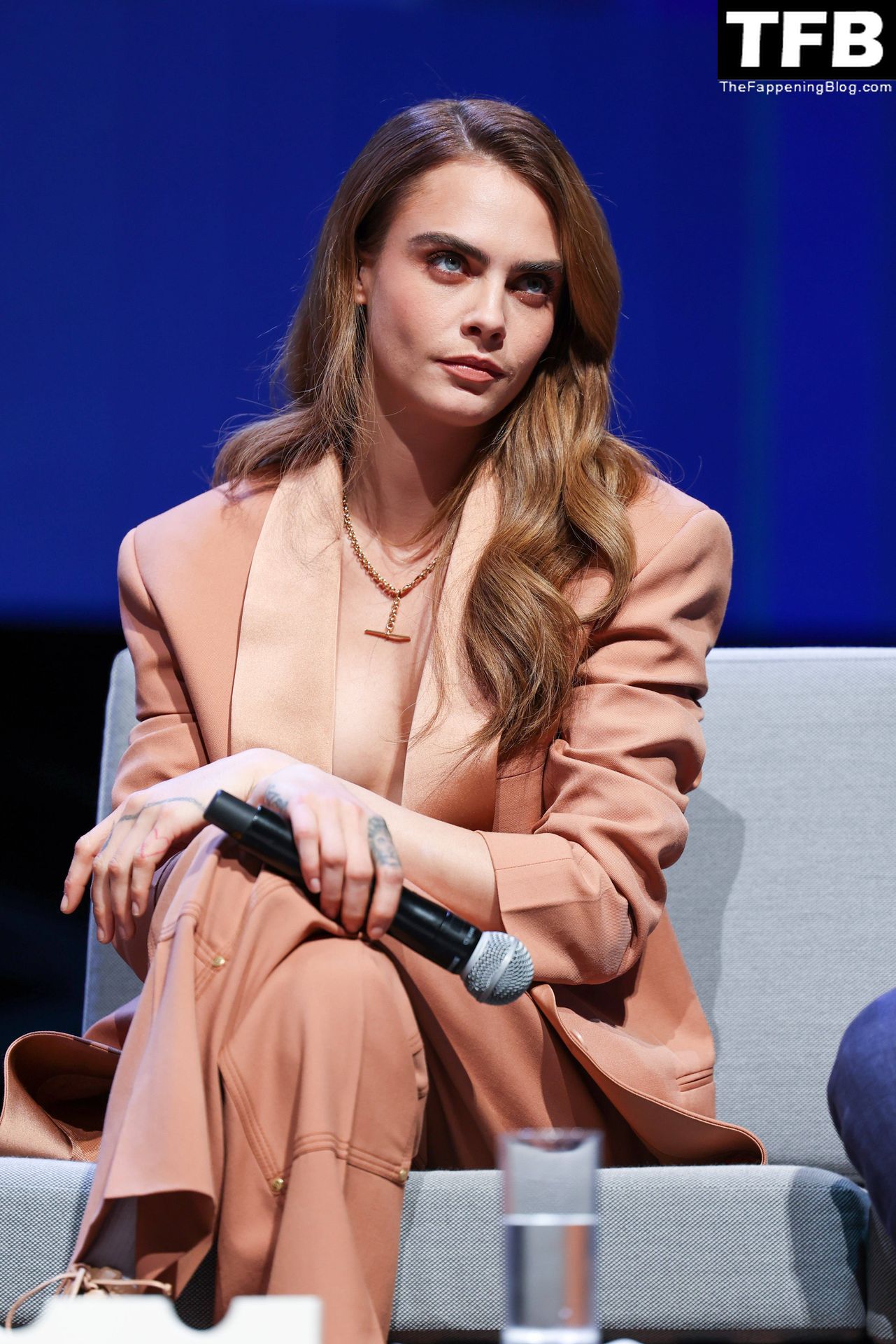 Cara-Delevingne-Sexy-The-Fappening-Blog-49-1.jpg