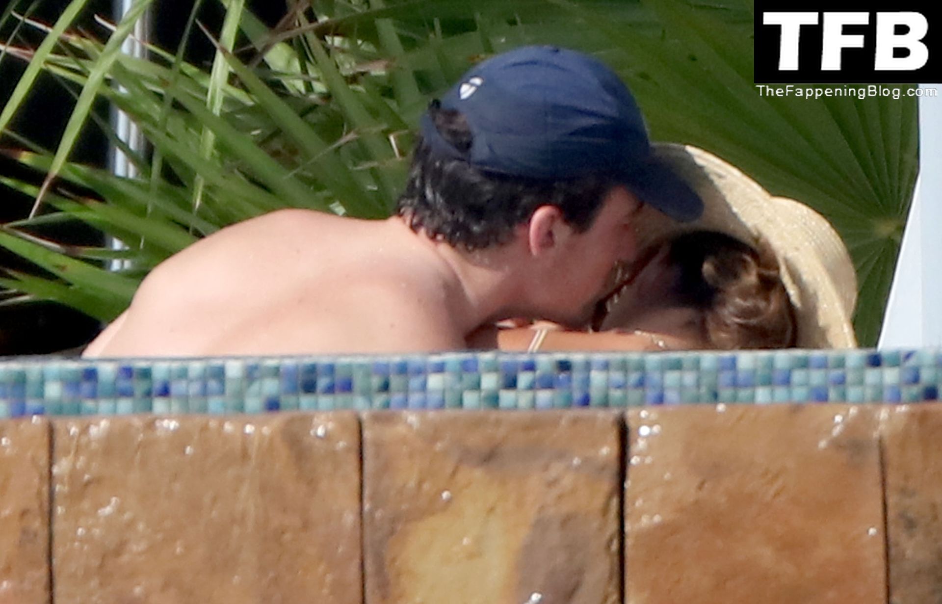 Miles Teller &amp; Keleigh Sperry Enjoy Their Vacation in Los Cabos (14 Photos)