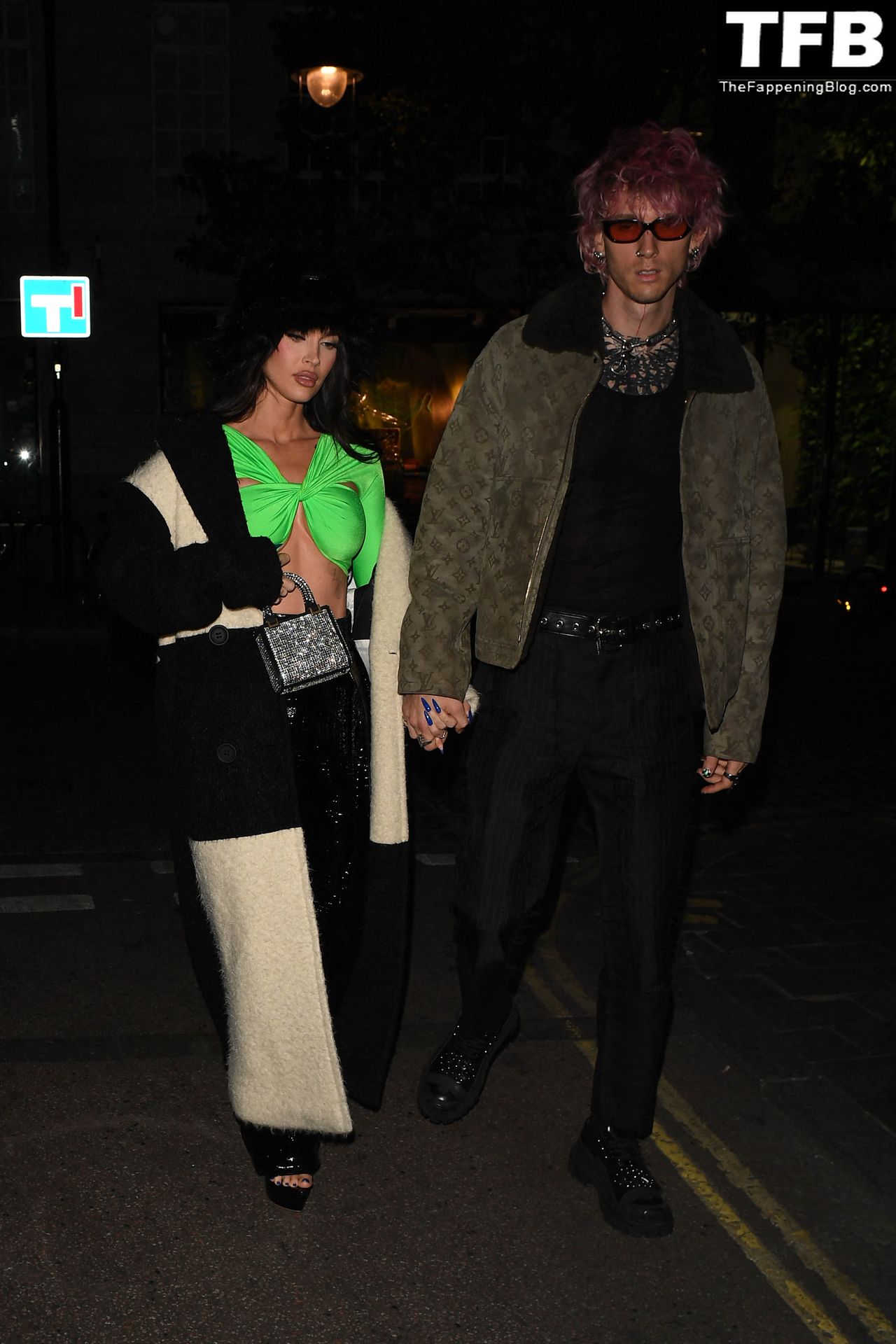 Megan Fox is Seen Braless with Machine Gun Kelly in London (42 Photos)