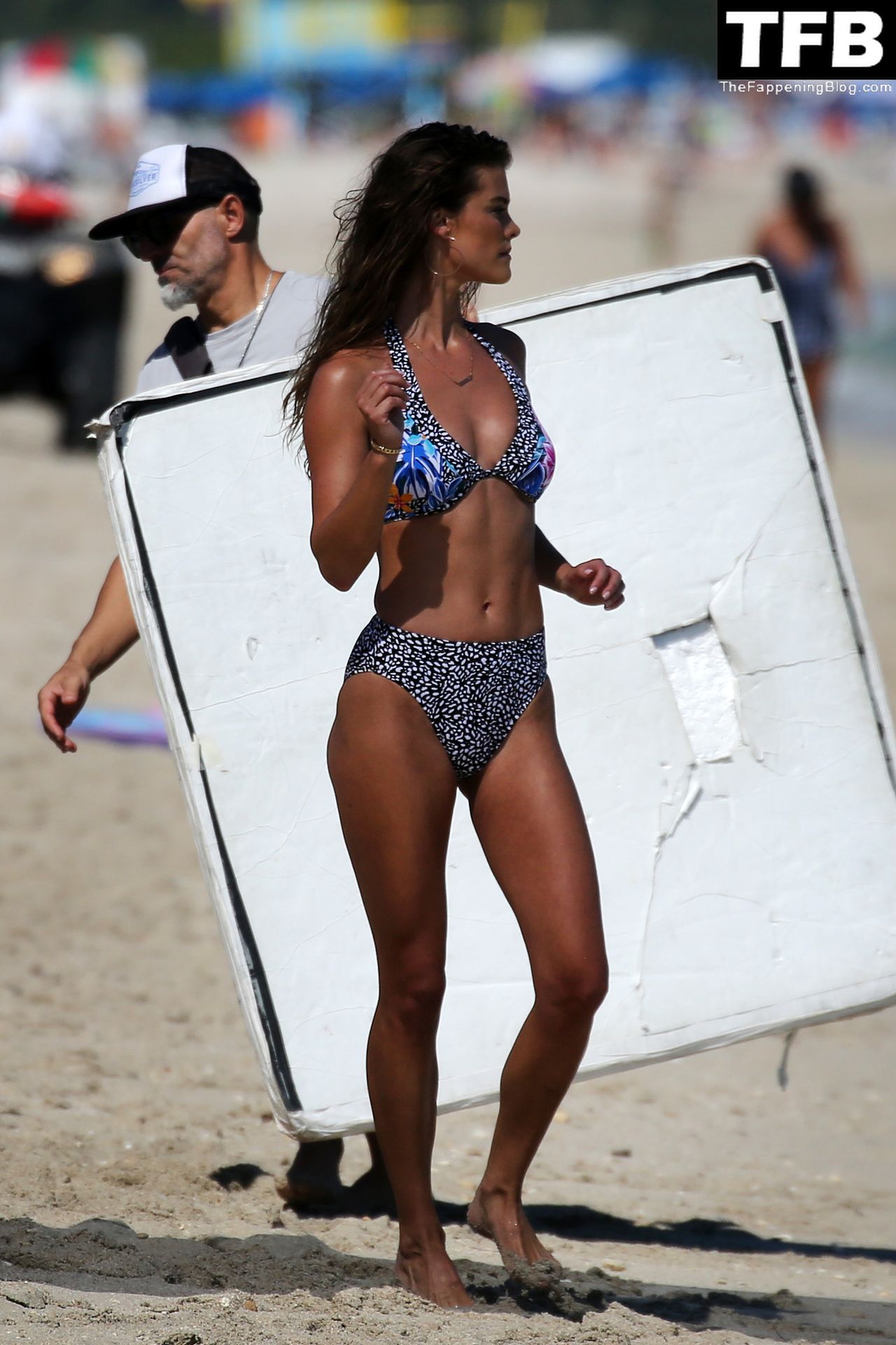 Nina Agdal Stuns During a Fashion Shoot on the Beach in Miami (40 Photos)
