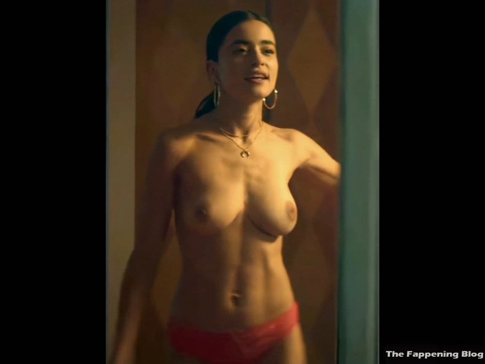Paulina Gaitan Nude &amp; Sexy – Belascoarán, PI (4 Pics + Video)