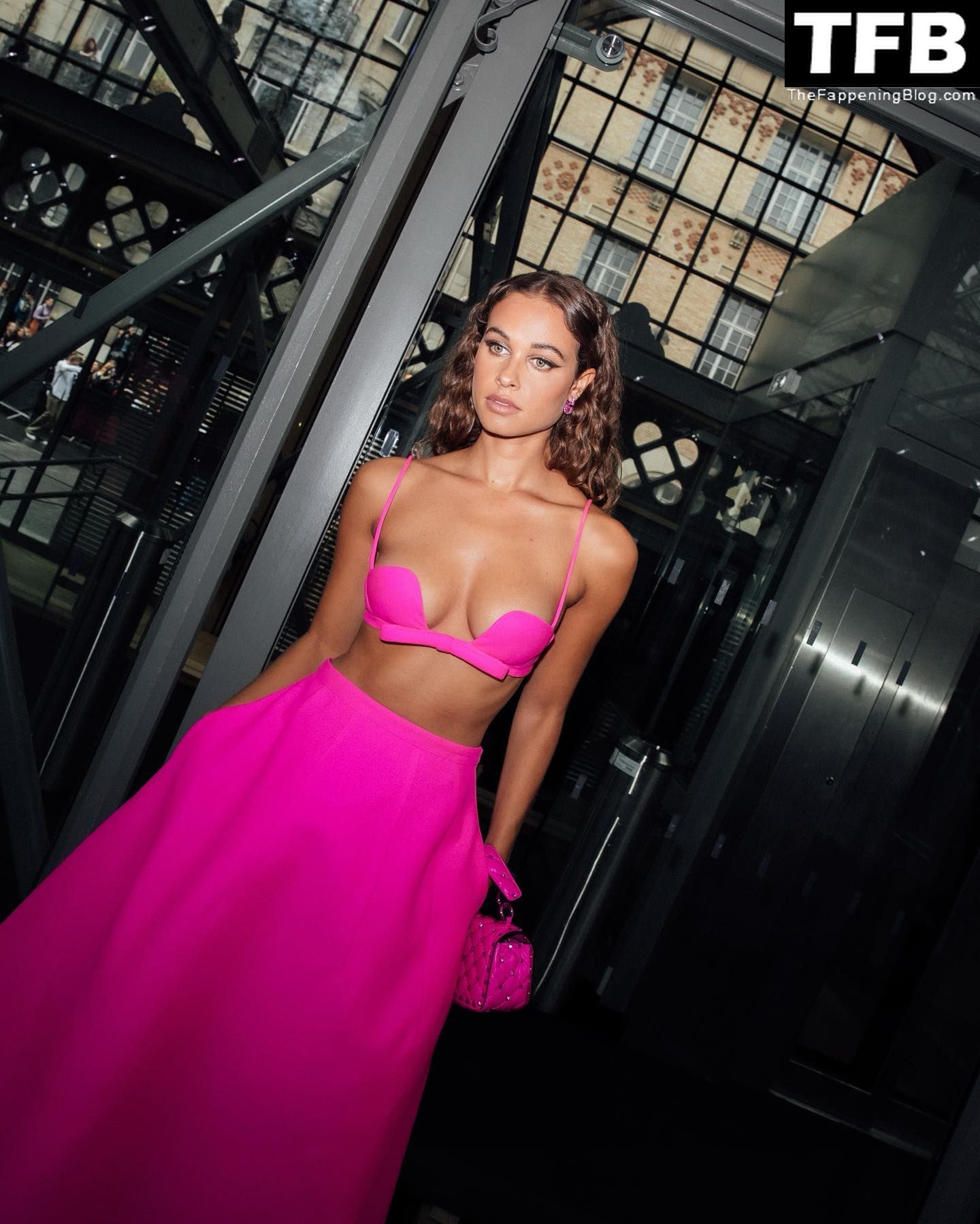 Sarah Lysander Displays Her Sexy Tits at Valentino Womenswear Fashion Show in Paris (14 Photos)