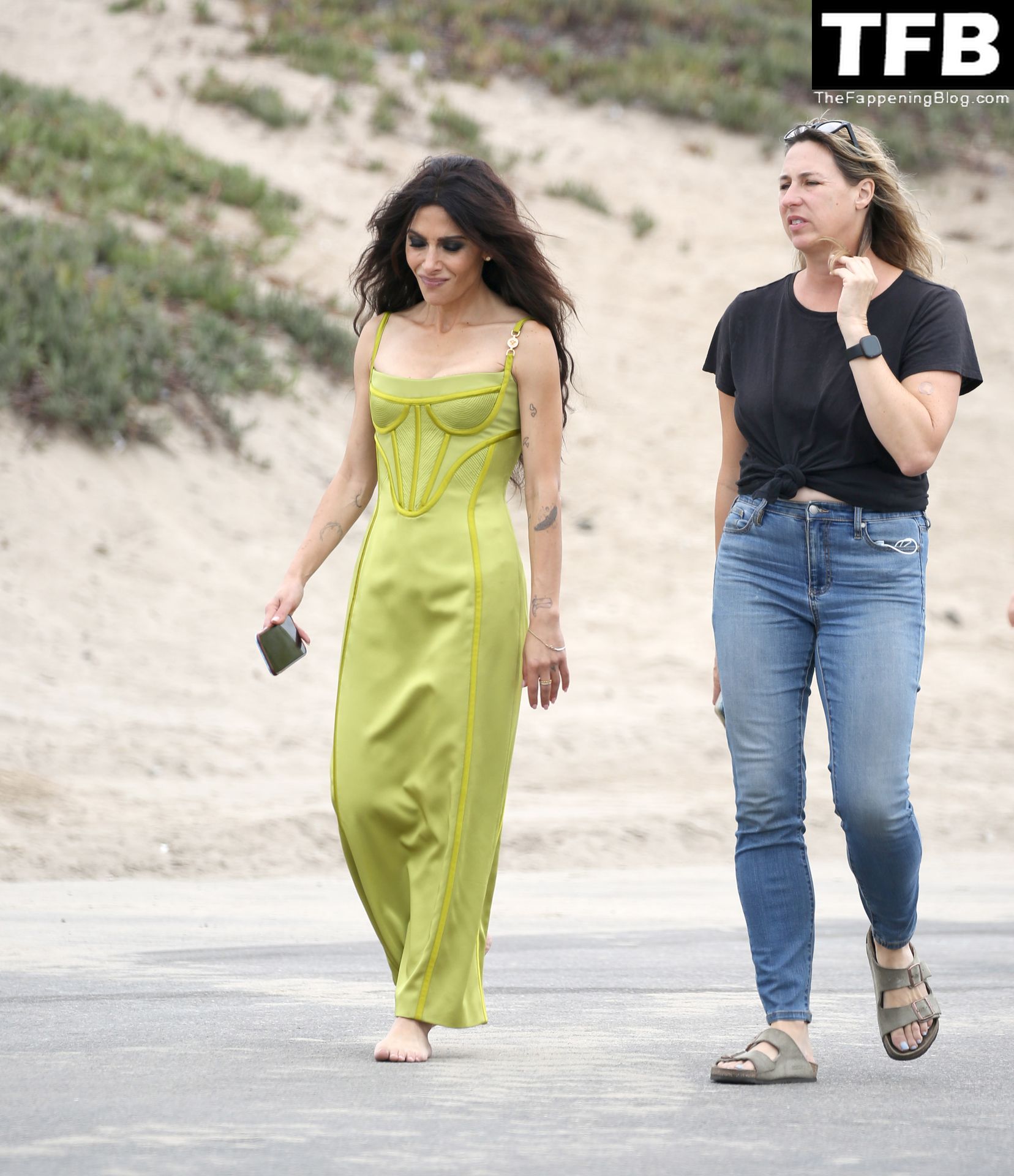 Sarah Shahi is Spotted During a Beach Shoot in LA (41 Photos)