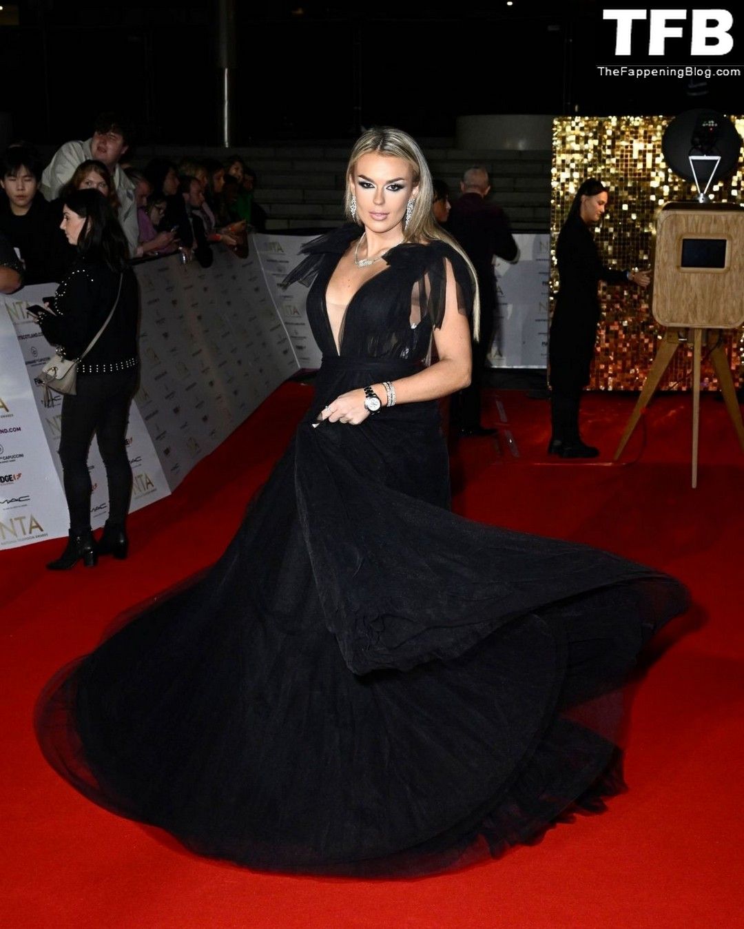 Tallia Storm Shows Off Her Cleavage at the National Television Awards in London (23 Photos)