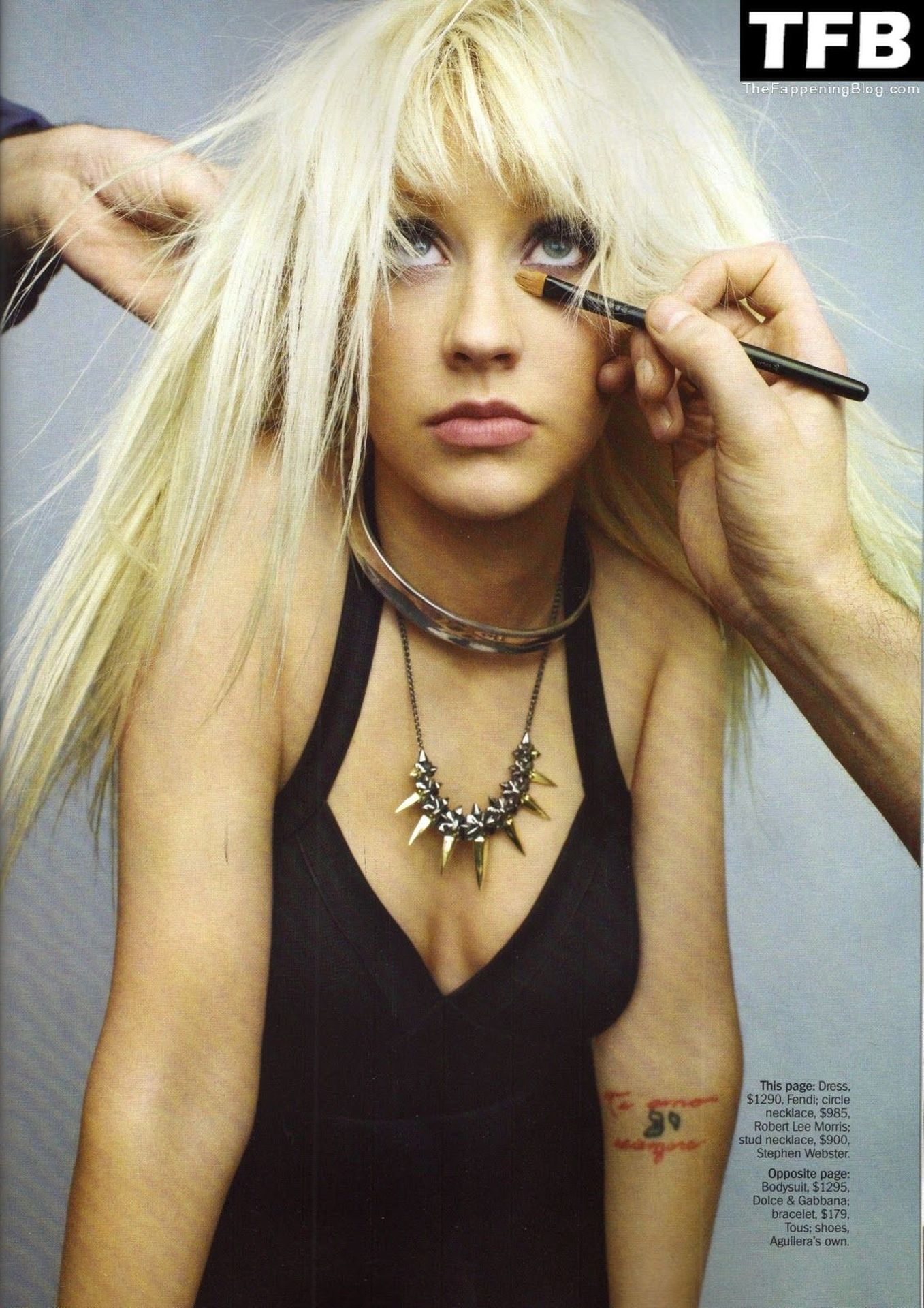Christina Aguilera Nude &amp; Sexy Collection – Part 3 (150 Photos)
