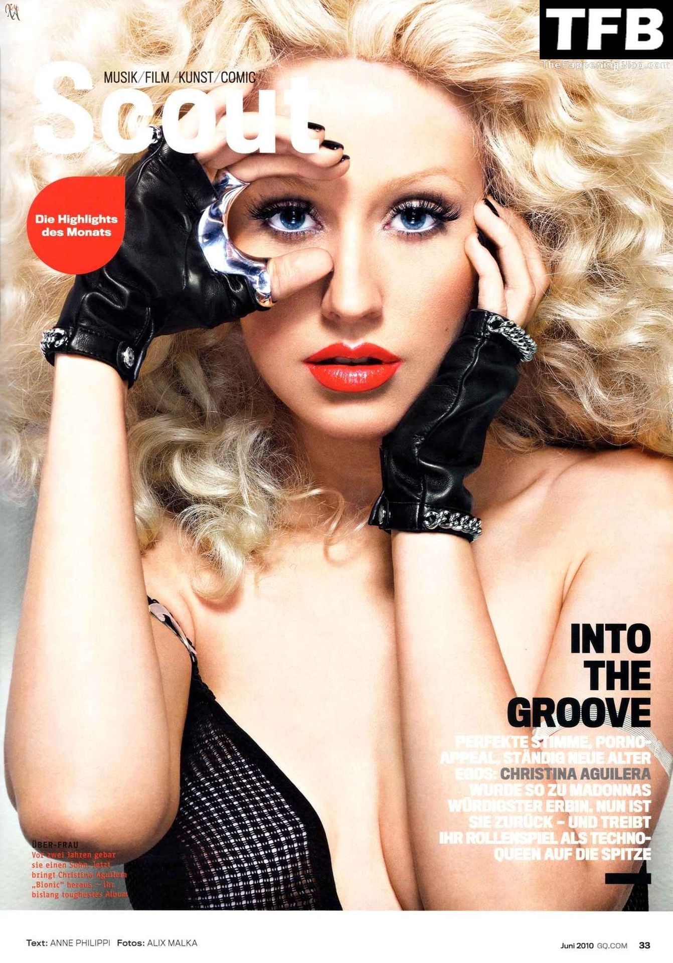 Christina Aguilera Nude &amp; Sexy Collection – Part 3 (150 Photos)