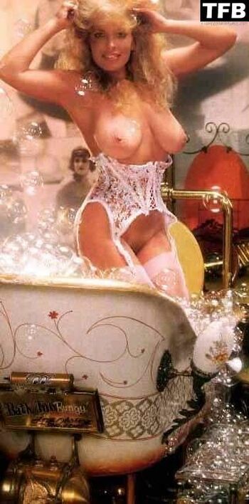 Becky LeBeau Nude Leaks Photo 8