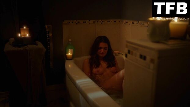 Katherine Hughes / kacehughes Nude Leaks Photo 9