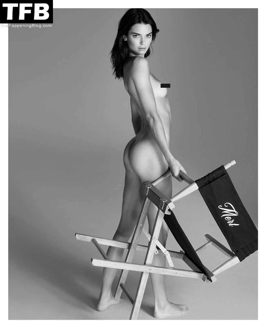 Kendall Jenner Nude &amp; Sexy Collection – Part 2 (150 Photos)