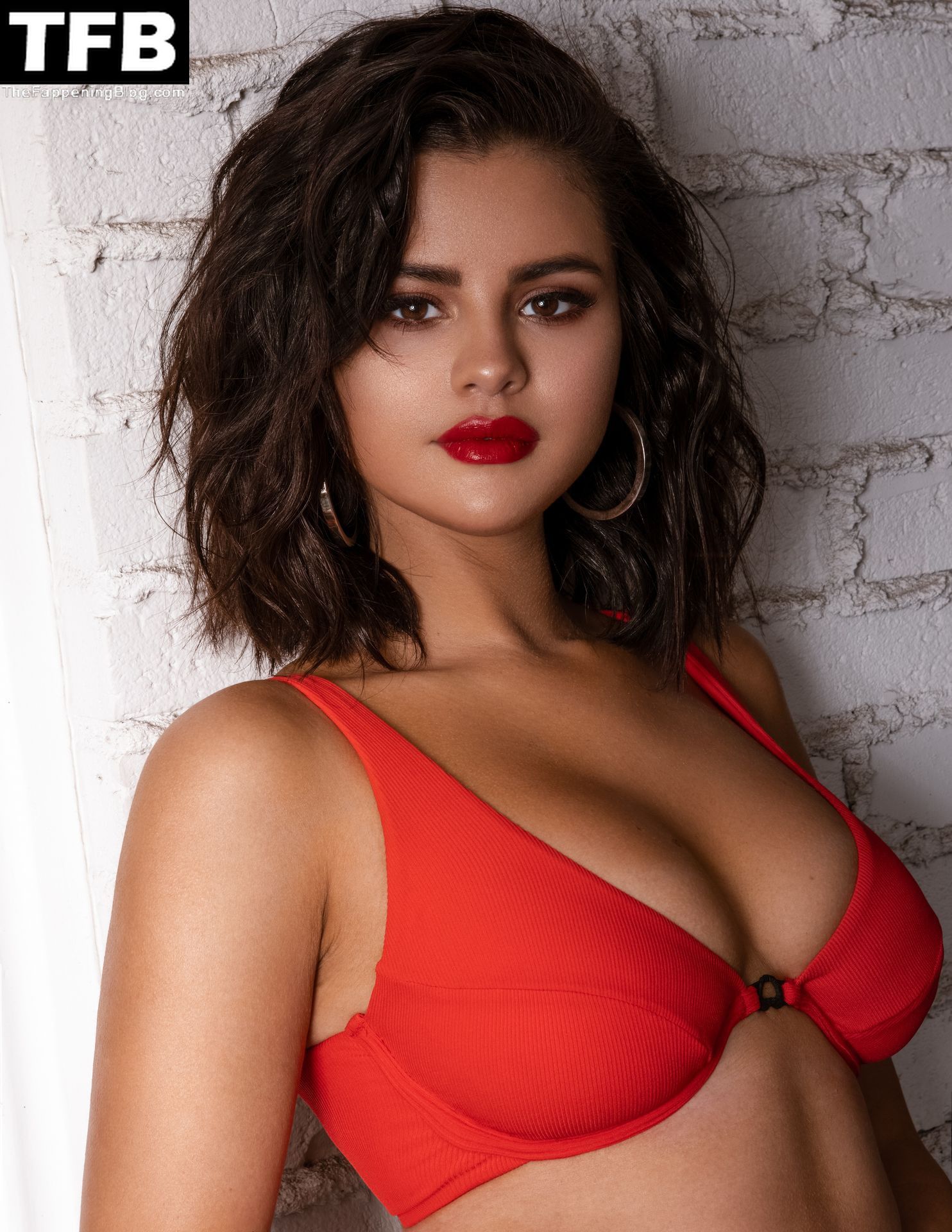 Selena gomez nude tits