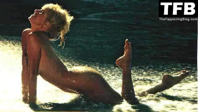 Suzanne Somers Nude &amp; Sexy Collection (18 Photos)