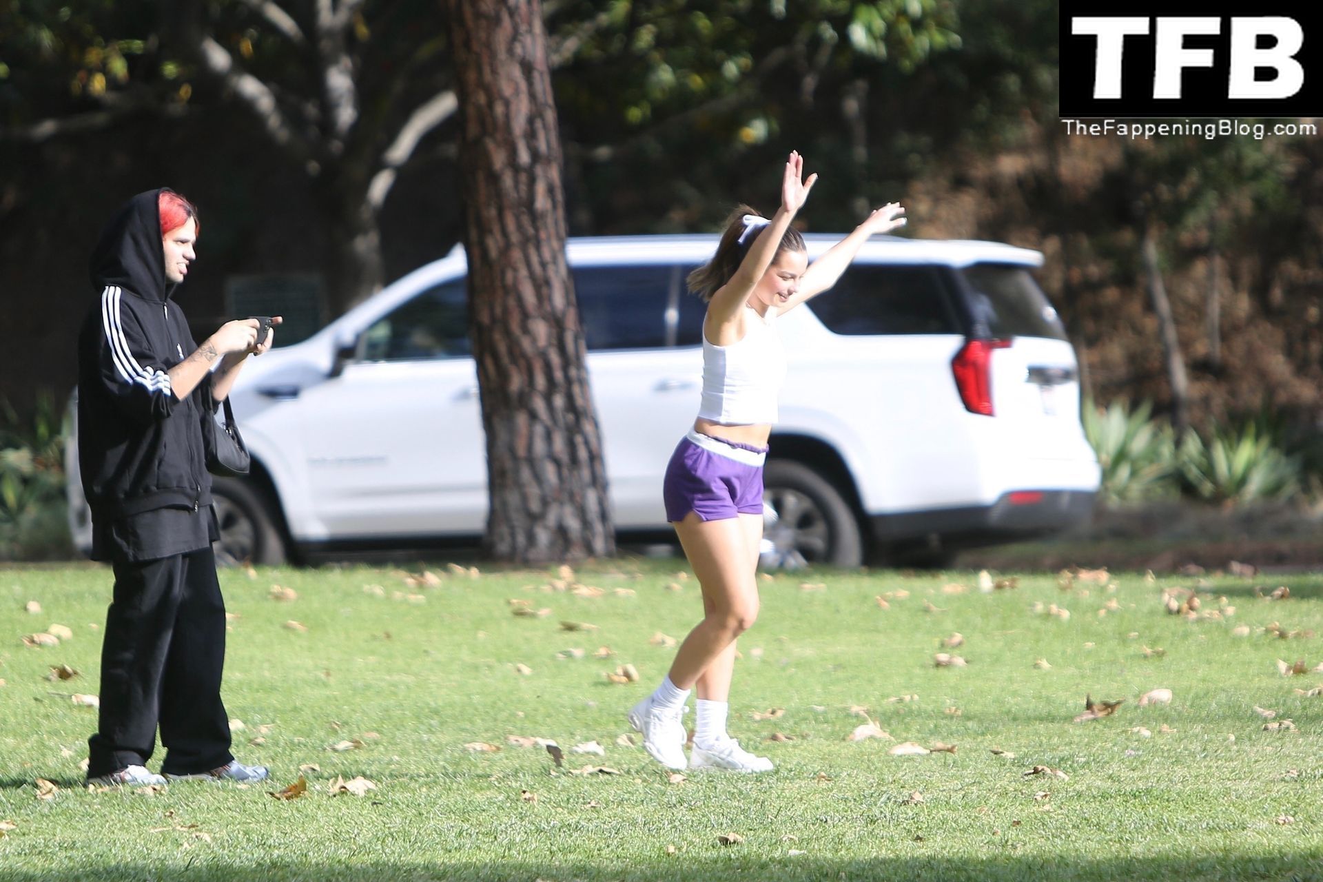 Addison Rae &amp; Omer Fedi Enjoy a Sunny Day in a Park in Beverly Hills (92 Photos)