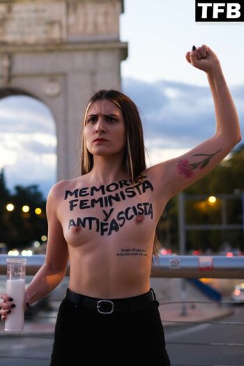 Femen Nude Leaks Photo 44