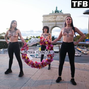 Femen Nude Leaks Photo 38