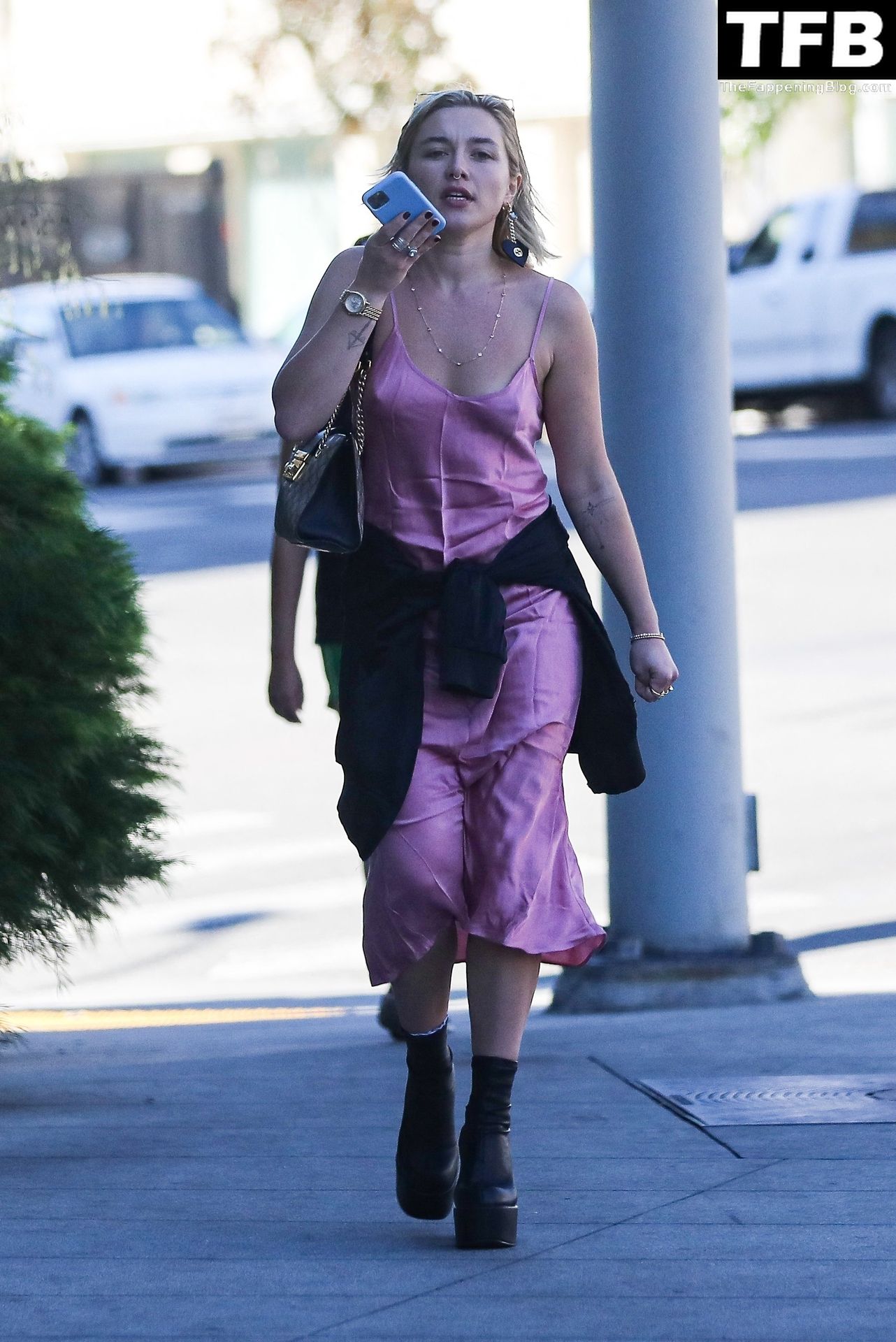 Braless Florence Pugh Goes Shopping in West Hollywood (57 Photos)