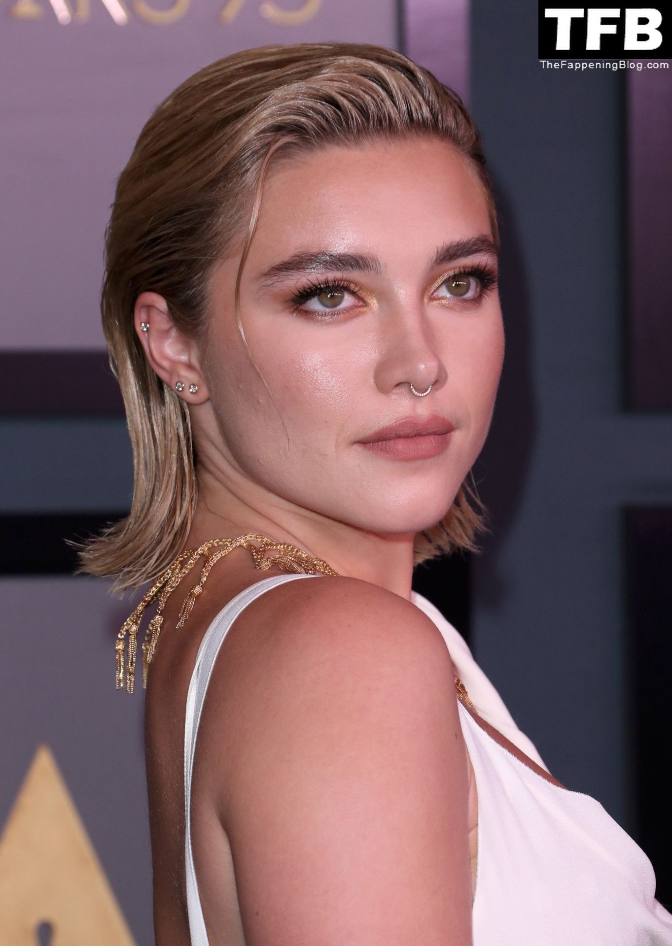 Florence-Pugh-Sexy-The-Fappening-Blog-4-1.jpg