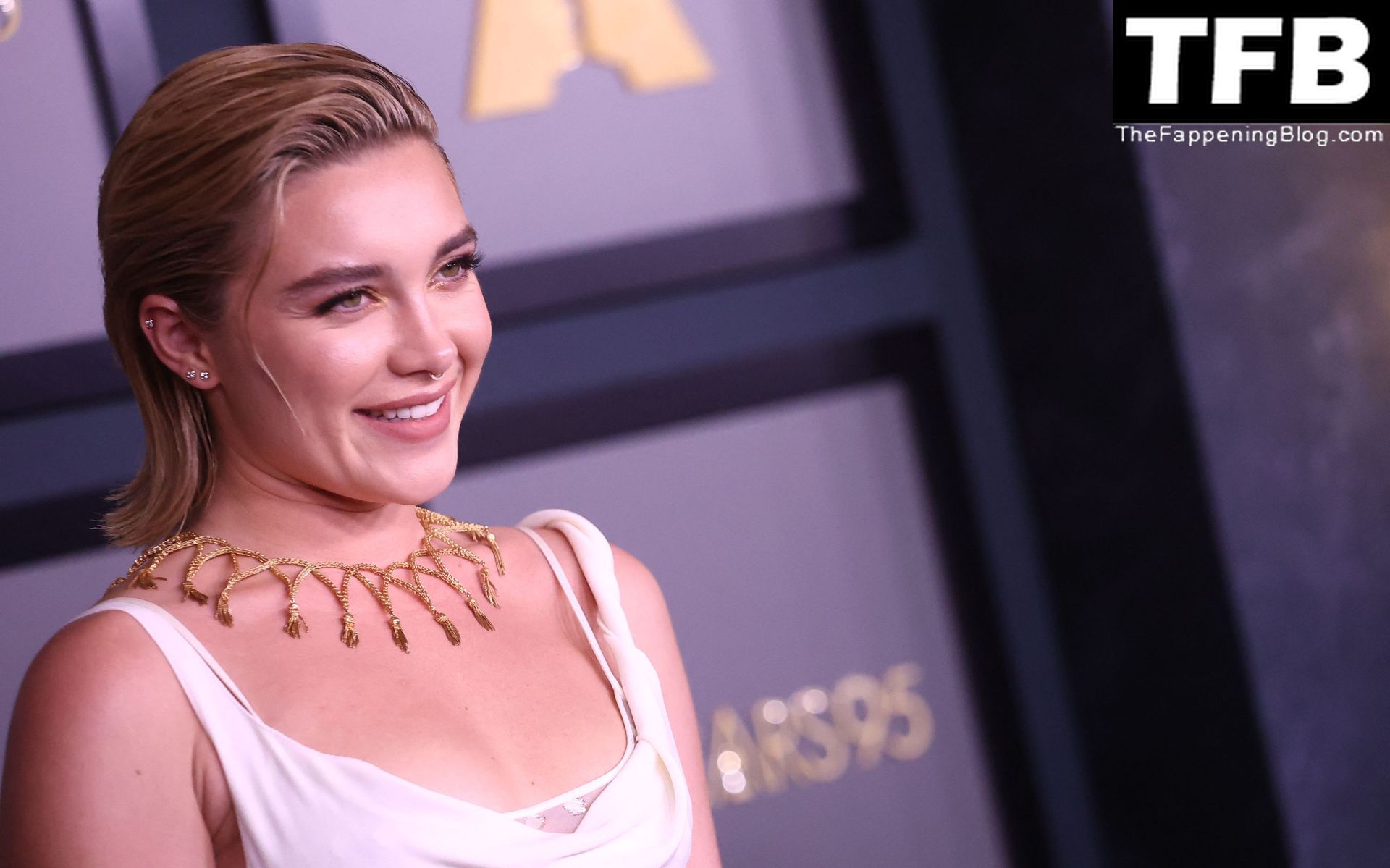 Florence Pugh Looks Stunning at The Academys 13th Governors Awards (52 Photos)
