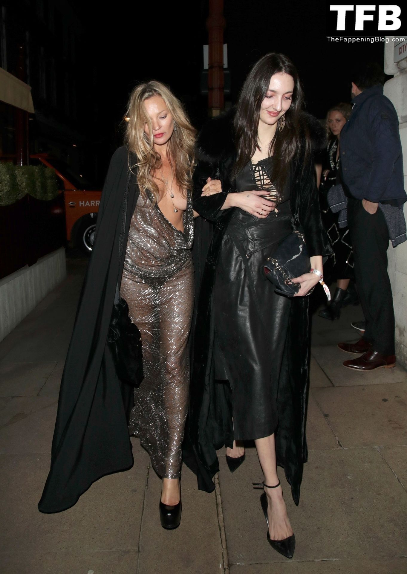 Kate Moss Flashes Her Nude Breasts in London (150 Photos)