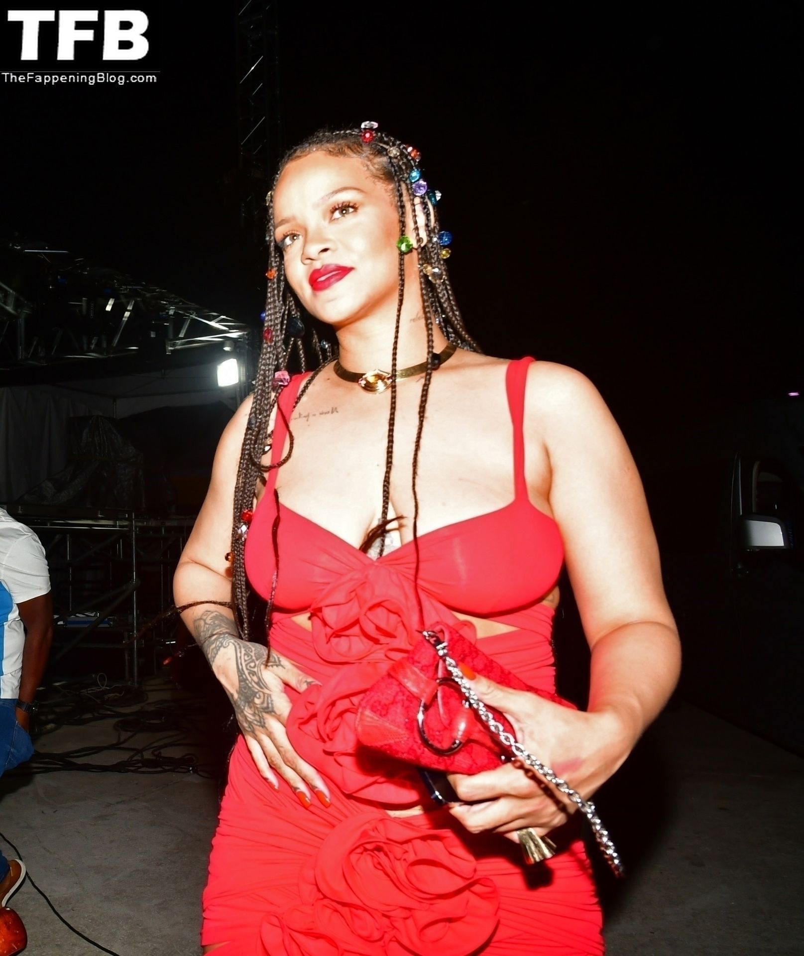 Rihanna-Sexy-The-Fappening-Blog-14.jpg