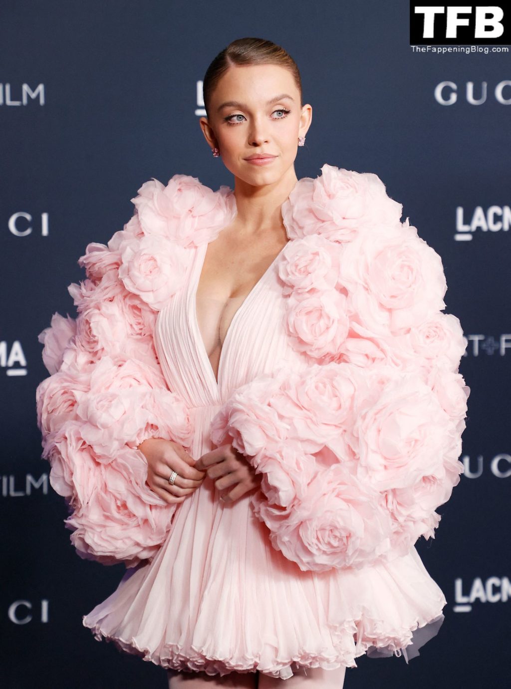 Sydney Sweeney Flaunts Her Famous Cleavage At The 11th Annual Lacma Art And Film Gala 76 Photos 
