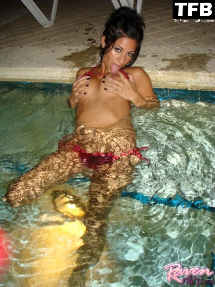 Raven Riley Nude &amp; Sexy Collection (115 Photos)