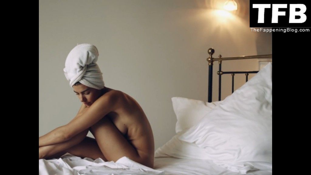 Alina Süggeler Nude &amp; Sexy Collection (32 Photos)