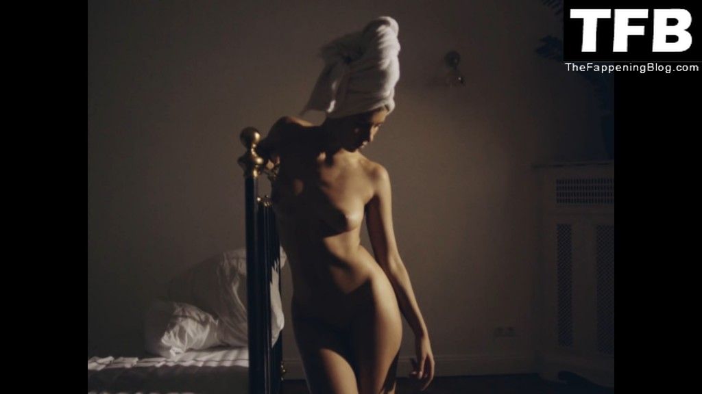 Alina Süggeler Nude &amp; Sexy Collection (32 Photos)
