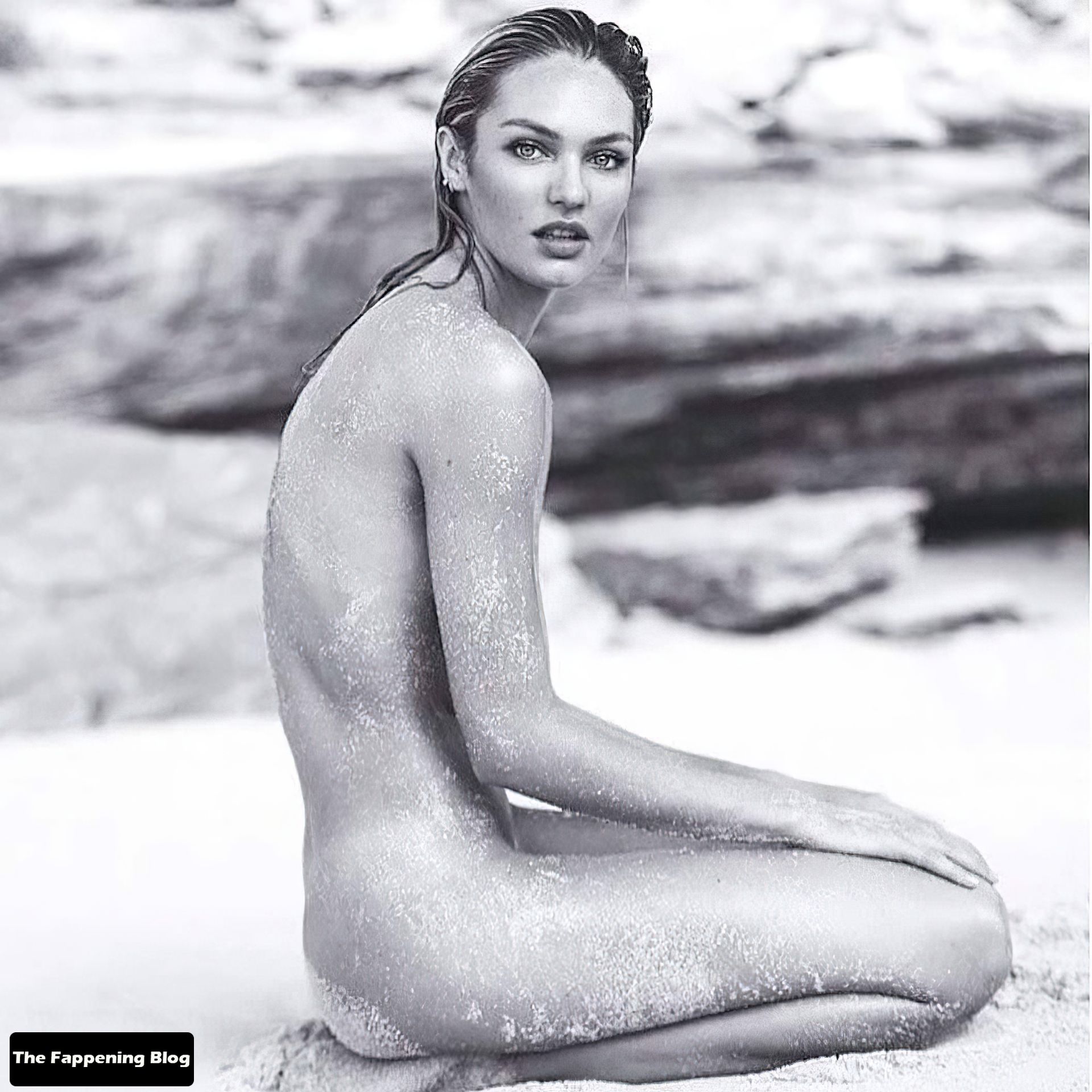 Candice Swanepoel Nude &amp; Sexy Collection (43 Photos)