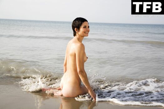 Delphine Chaneac / chaneac Nude Leaks Photo 11
