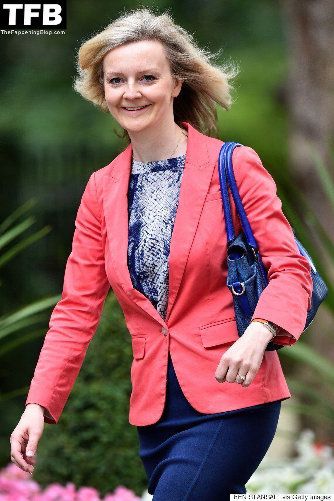 Liz Truss Sexy (11 Photos)