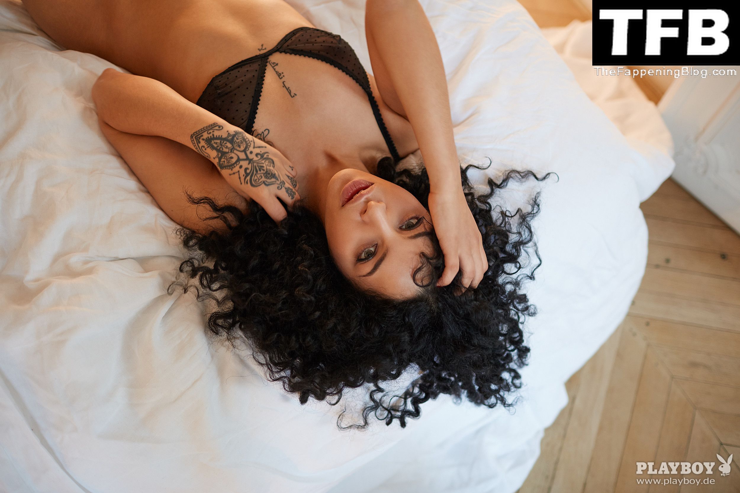 Sara Benamara Nude &amp; Sexy (68 Photos)