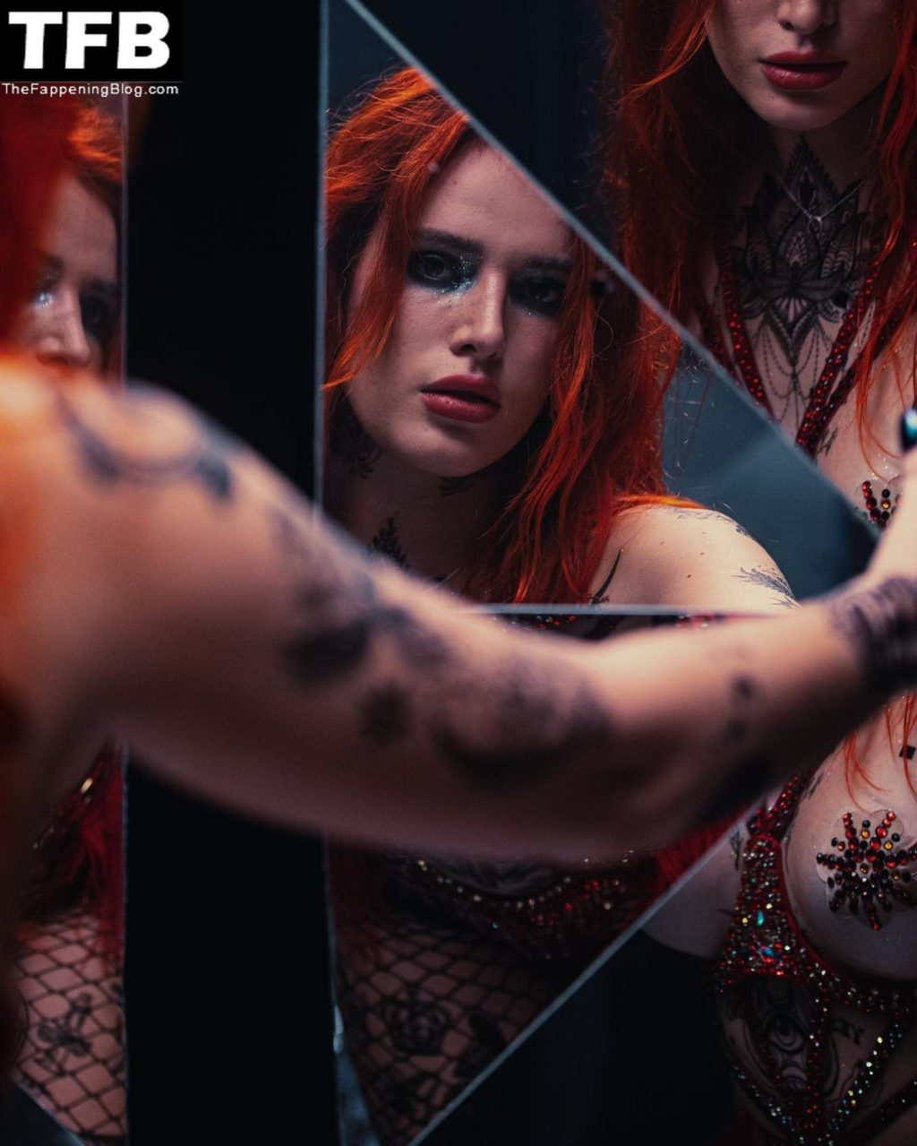 Bella Thorne Displays Her Tits For The ‘rumble Through The Dark’ Movie 5 Photos Thefappening