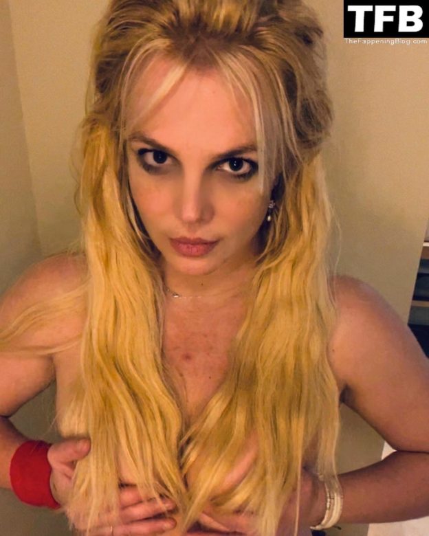 Britney Spears Poses Naked 12 Photos Thefappening 