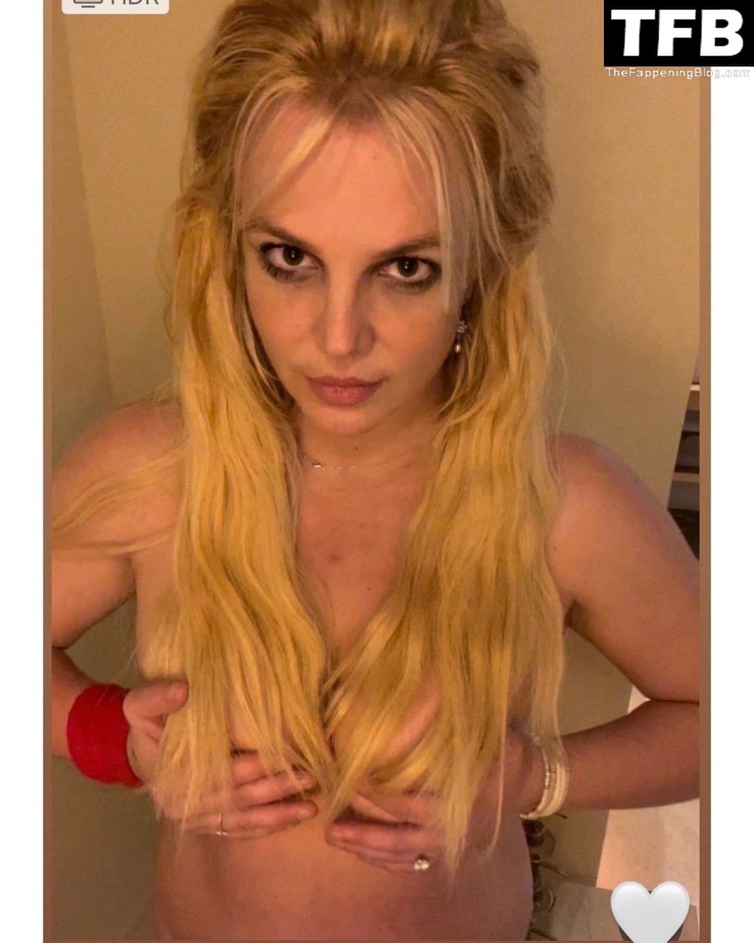 Britney-Spears-Nude-8-thefappeningblog.com_.jpg
