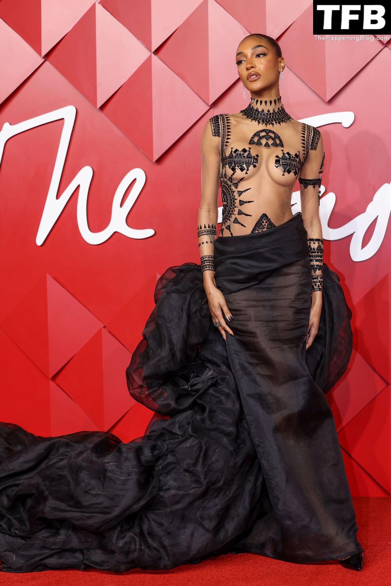 Jourdan Dunn Shows Off Her Sexy Tits at the 2022 Fashion Awards in London (36 Photos)