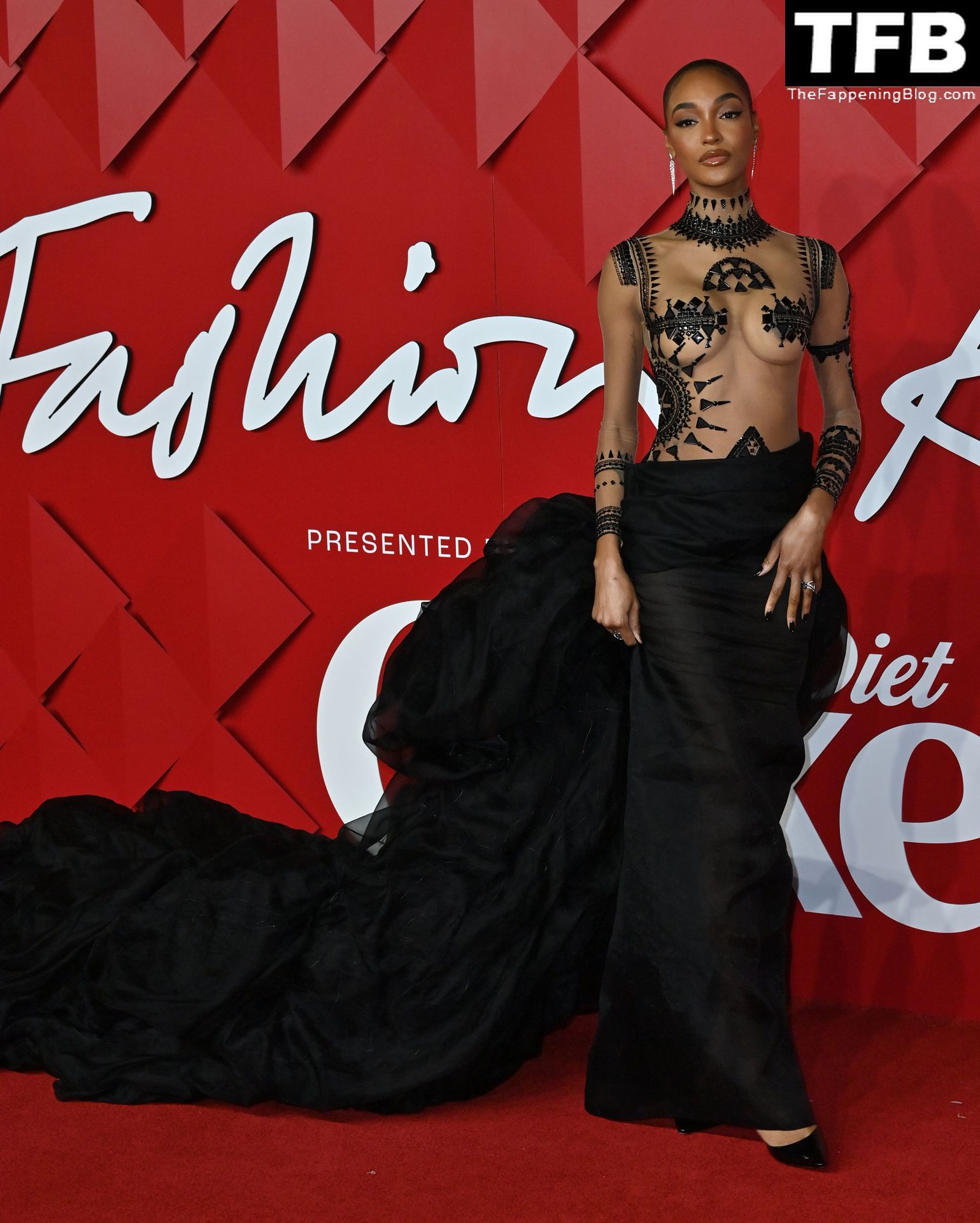 Jourdan Dunn Shows Off Her Sexy Tits at the 2022 Fashion Awards in London (36 Photos)