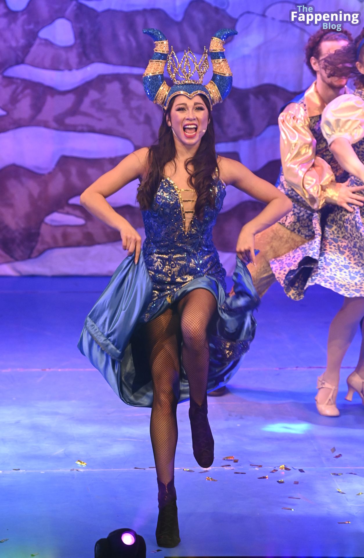 Katya Jones Puts on a Very Animated Display as ‘The Evil Queen’ in “Snow White” Panto in Manchester (26 Photos)