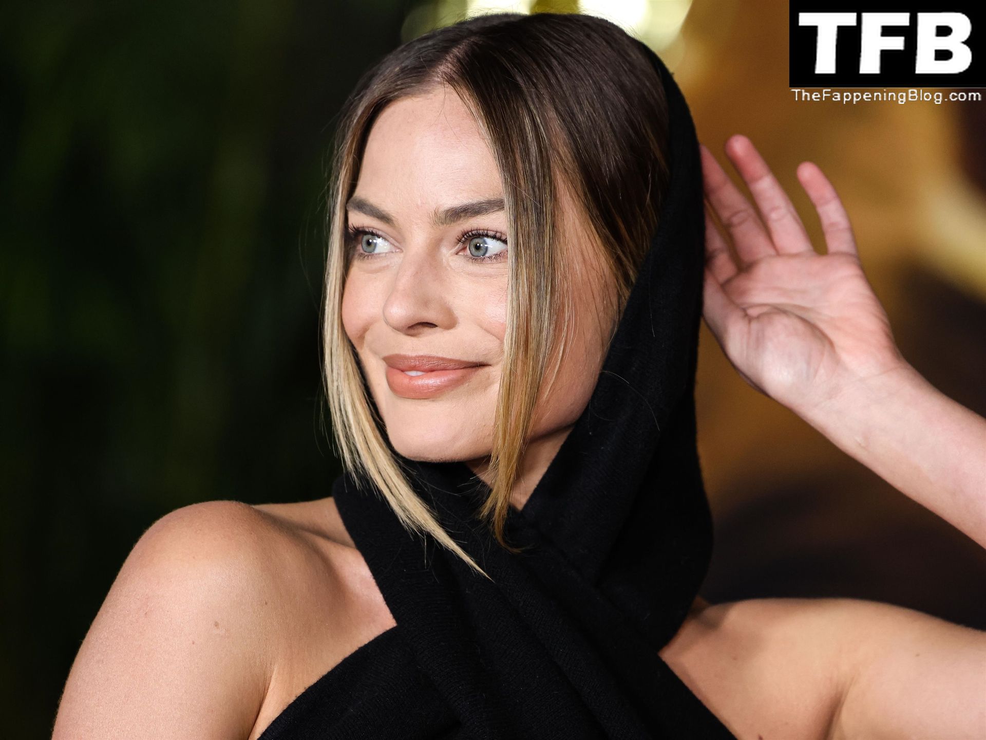Margot Robbie Arrives at the Global Premiere Screening of Paramount Pictures ‘Babylon’ in LA (113 Photos)