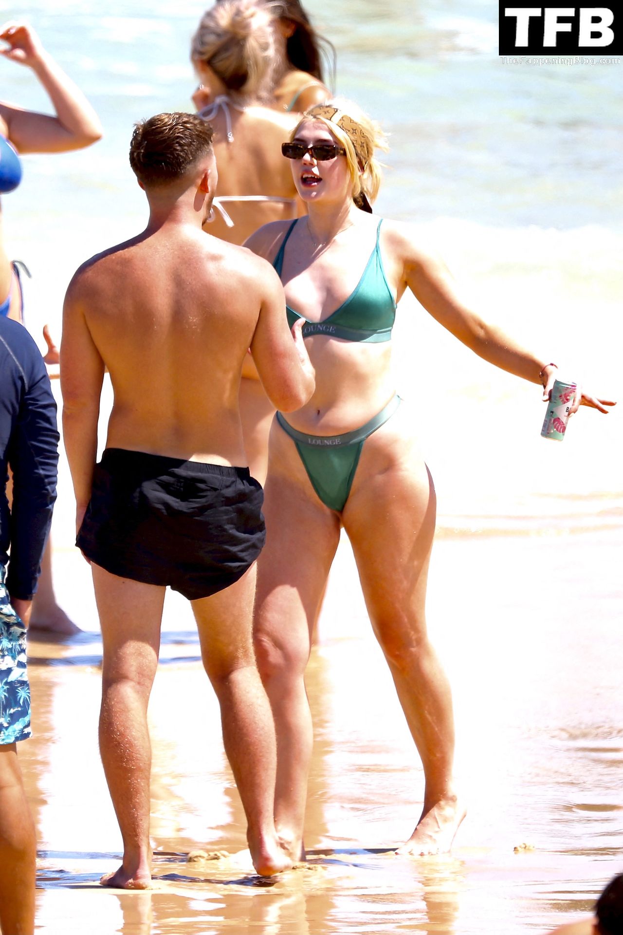 Missy Keating Shows Off Her Curves in a Green Bikini with Friends on Bondi Beach (64 Photos)