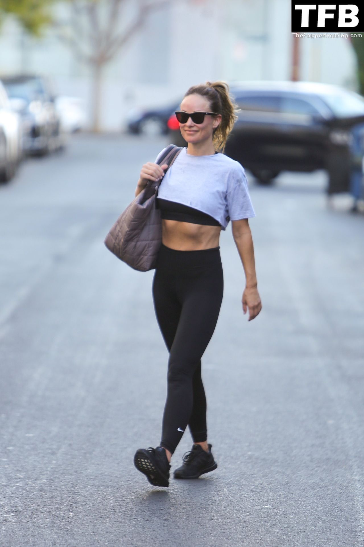 Olivia Wilde Wears a Tiny Cropped Tee to the Gym Following Harry Styles Split (44 Photos)