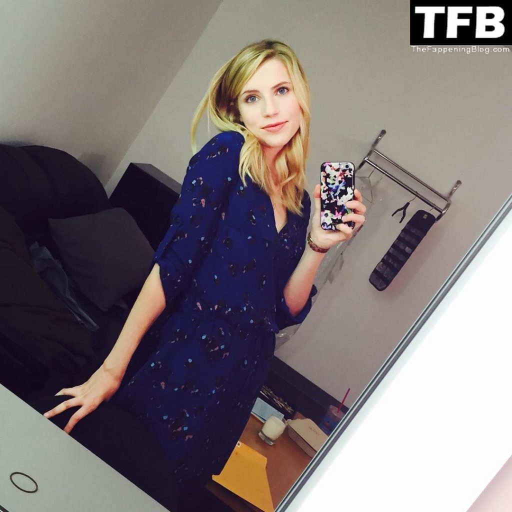 Wallis Currie-Wood Sexy (5 Photos) #TheFappening